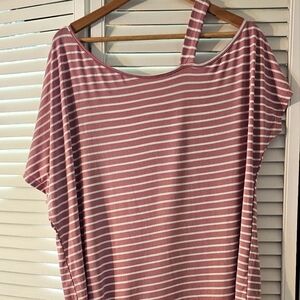 NWOT Haptics Cold Shoulder